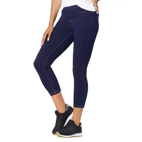 Hue Womens Size Small Mid-Rise Pull-On Denim Capri Leggings in Medium Wash $40 - Picture 1 of 10